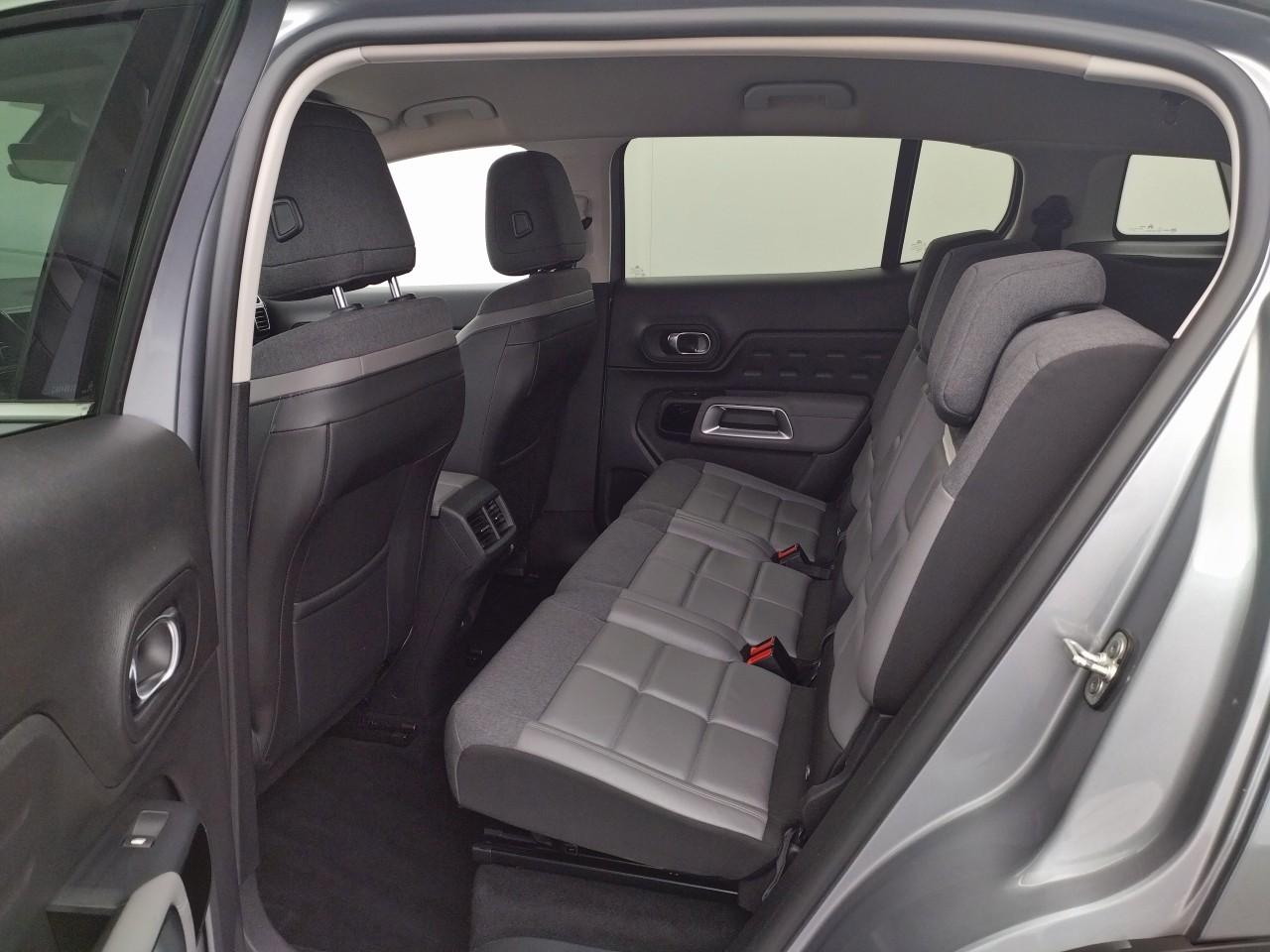 Citroën C5 Aircross hybride rechargeable 225 s&s e-eat8 feel — photo 13