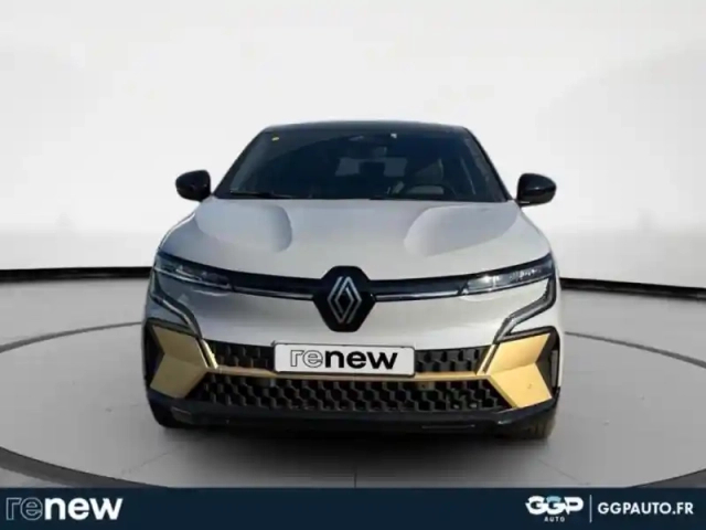 Renault Megane e-tech electric ev60 220ch iconic super charge -c — photo 8