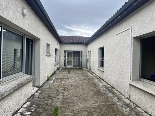 Immeuble 7 pièces 320 m²