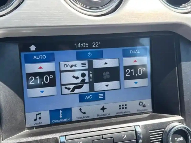 Ford Mustang convertible 2.3 ecoboost 317ch — photo 15