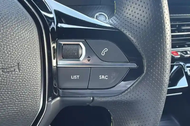 Peugeot 208 electrique 50 kwh 136ch — photo 30