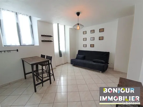 Studio 1 pièce 23 m²