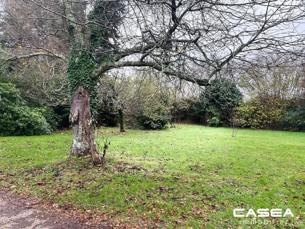 Terrain 1050 m²