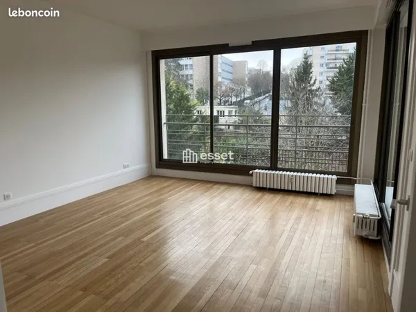 Appartement 2 56m² à louer 1577 - SAINT CLOUD 92210