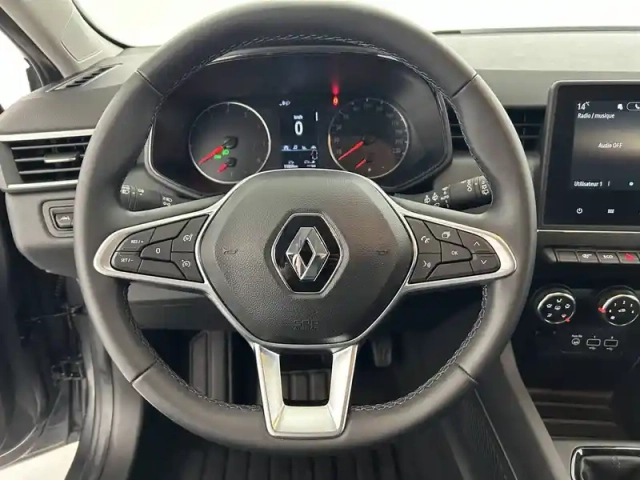 Renault Clio tce 90 — photo 52