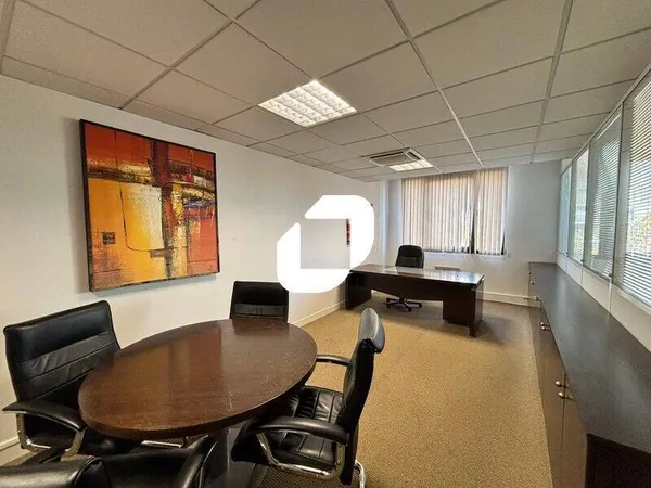 Bureaux 90 m²