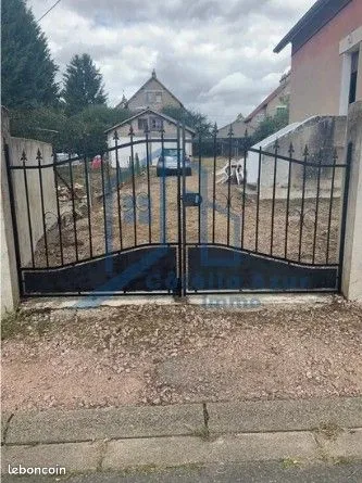 À vendre en exclusivité - Maison mitoyenne 5 pièces, 107 m² + jardin 470 m² + garage sur terrain 549