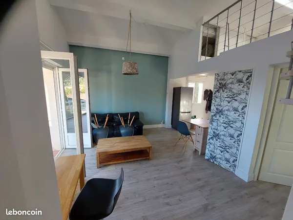 Appartement 3 pièces 40m2 carrez étage 2/2