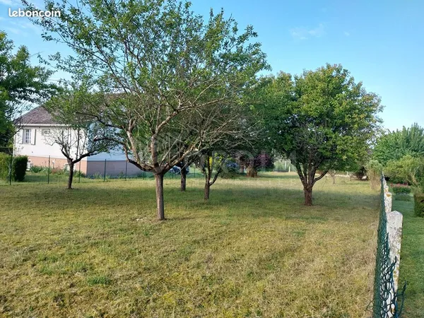 Terrain 1114 m² BONNY SUR LOIRE