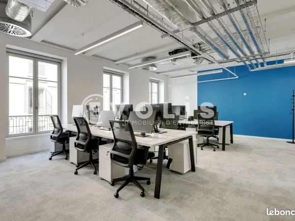 Bureau 517 m²