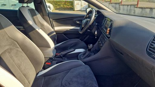 Seat Leon ST 2.0 TSI 290 DSG6 - Cupra – 2016 – 108000 km – Essence – Boîte Automatique — photo 10