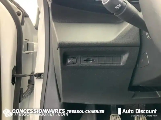 Peugeot 308 puretech 130ch s&amp;s bvm6 active pack — photo 17