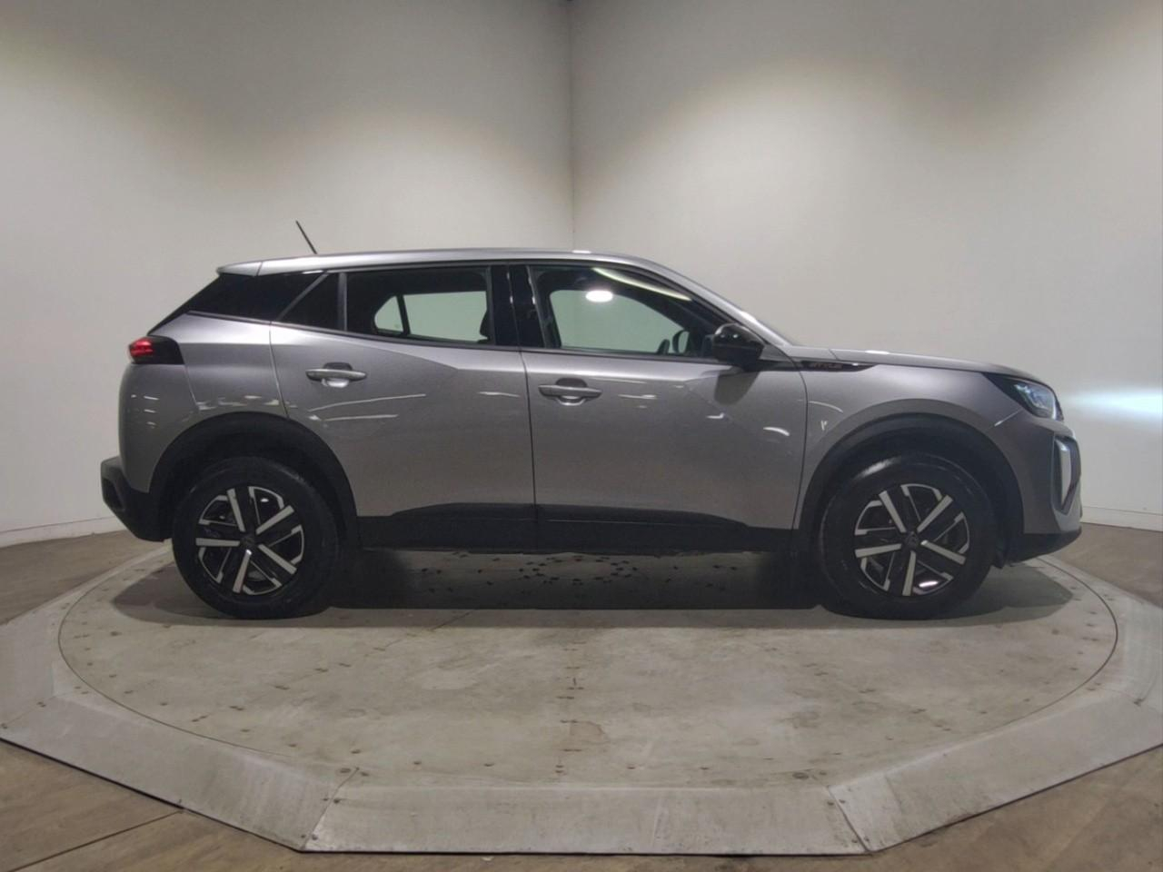 Peugeot 2008 hybrid 145 e-dcs6 style — photo 6