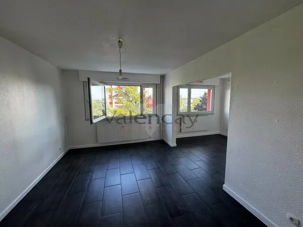ILLZACH 4P- 2 chambres au 4ème étage avec ascenseur pas de travaux à prévoir