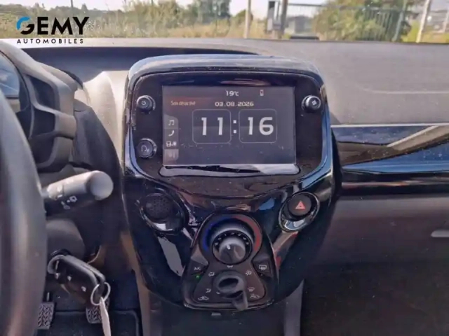 Peugeot 108 vti 72ch s&amp;s bvm5 — photo 13
