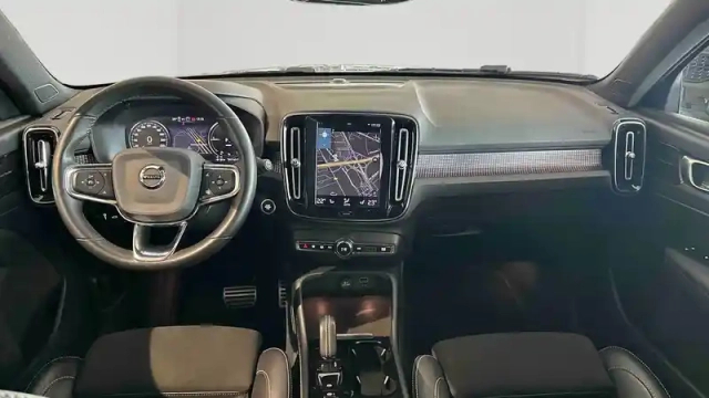 Volvo Xc40 t5 recharge 180+82 ch dct7 — photo 16