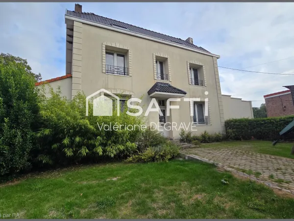 LAPUGNOY — 209 m² DE VOLUMES ET UN SACRÉ POTENTIEL