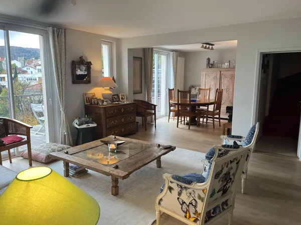 Maison 6 chambres avec jardin et vue dégagée