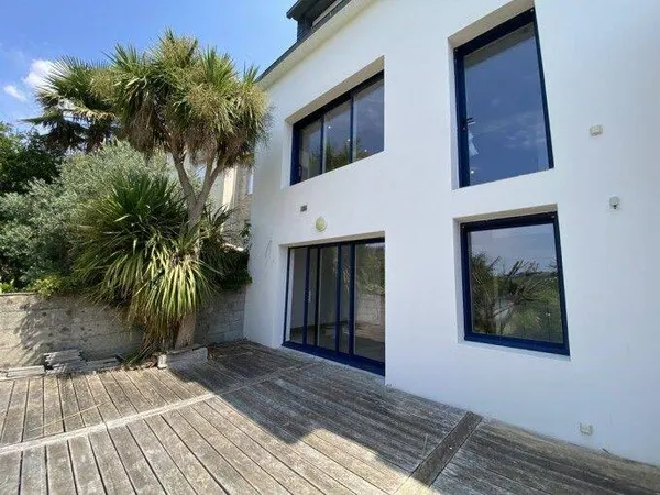 Maison 6 pièces 180 m²