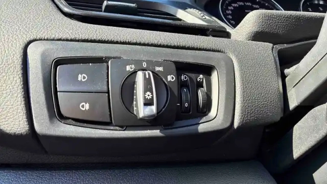 Bmw Serie 2 active tourer 218d 150 ch bva8 — photo 25