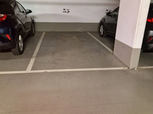 Parking 15 m²