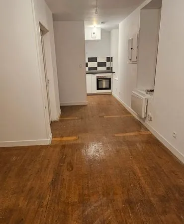 LOCATION APPARTEMENT 2 CHAMBRES VIERZON 100m HOPITAL 470 REFAIT A NEUF