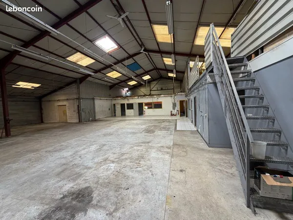 Entrepôt 450 m² + bureaux monéteau / auxerre a6