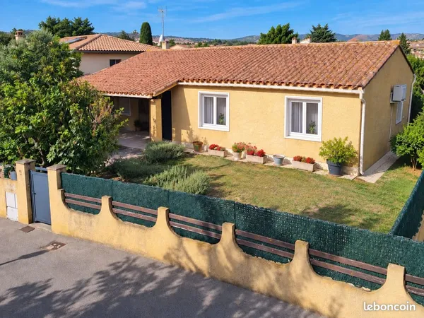 Maison de plain pied 3 chambres 91m2 terrain 630m2 ORANGE 84100 prix 259 000