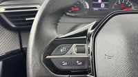 Peugeot 2008 1.2 PureTech 100ch S&S Allure — photo 24