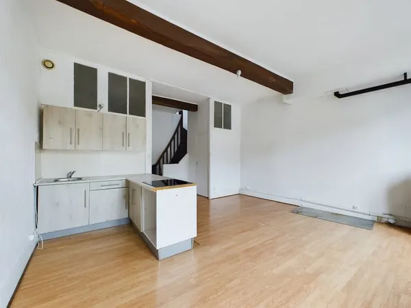 APPARTEMENT DUPLEX - 62 M2 - CENTRE VILLE
