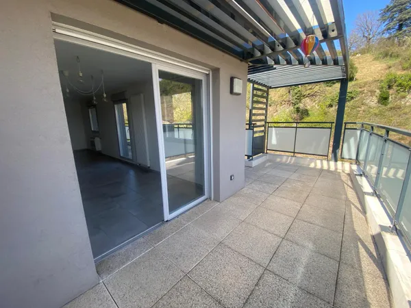 Appartement T4 avec ascenseur et terrasse