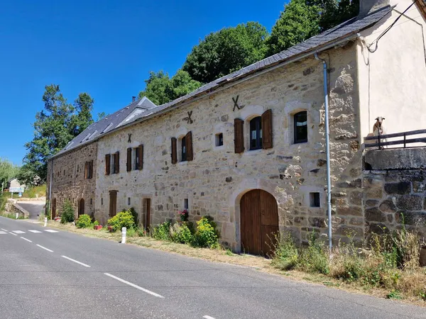 Corps de ferme réhabilité en chambres d'hôtes