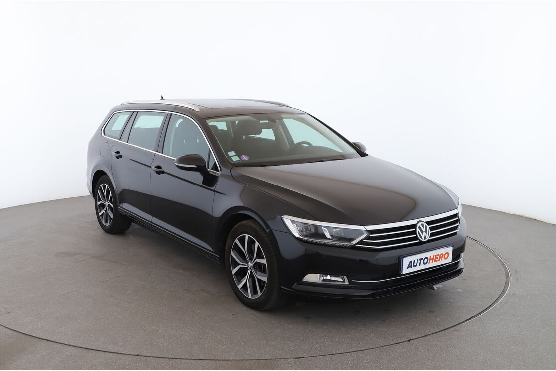 Volkswagen Passat SW 1.5 TSI EVO BlueMotion Tech Connect DSG7 — photo 7