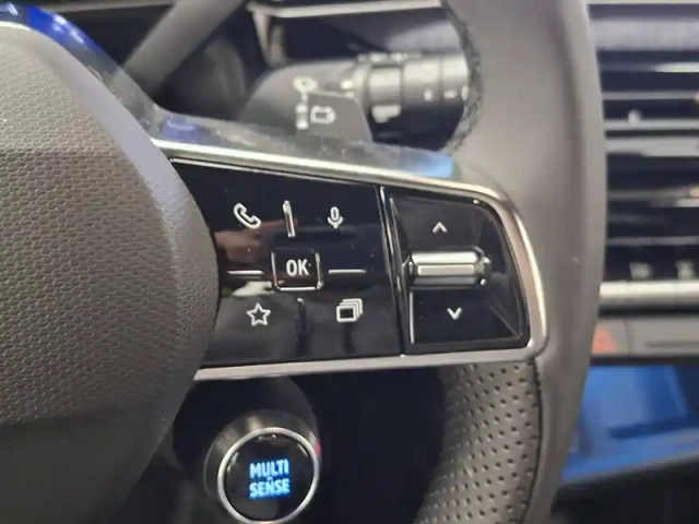 Renault 4 renault  e-tech electrique 150 ch autonomie confort — photo 98