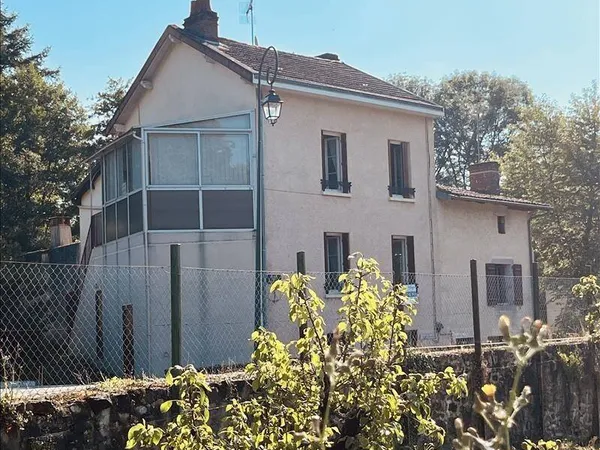 Maison 6 pièces 147 m²