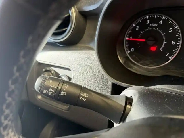 Dacia Duster eco-g 100 4x2 — photo 6
