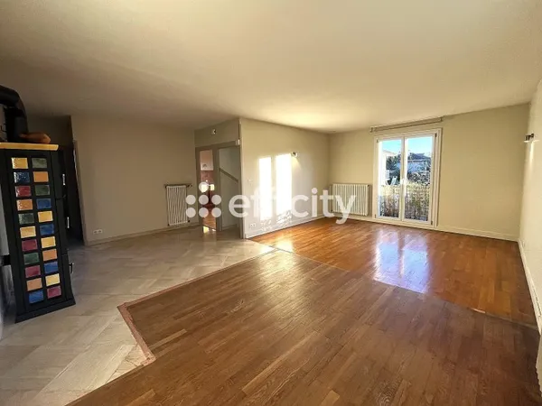Maison 7 pièces 159 m²