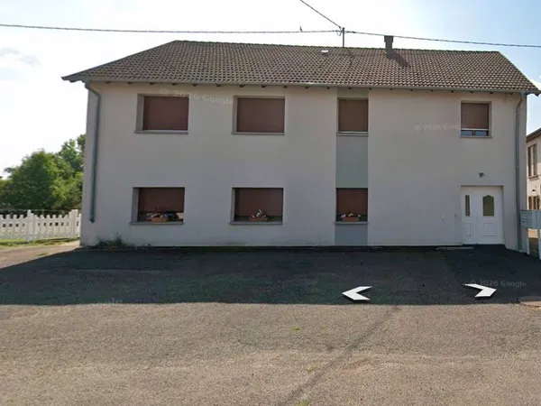 F4/5 1er étage de maison libre au 15 janvier