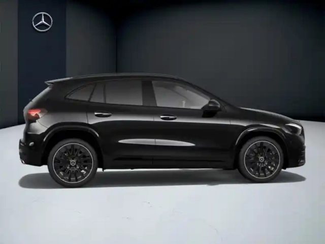 Mercedes Gla 200 d amg line — photo 19