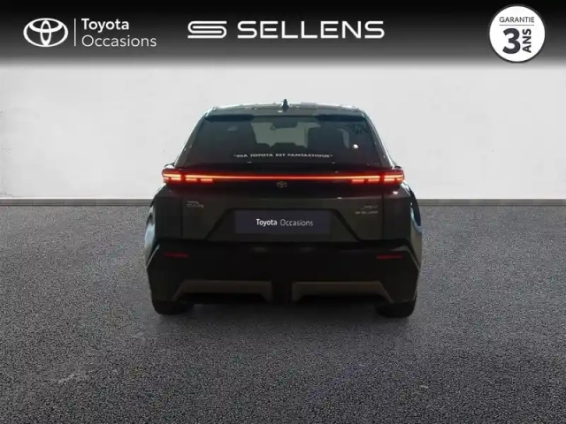Toyota C-Hr + 224ch 77kwh design grande autonomie — photo 4