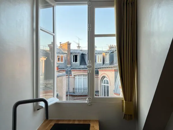 Appartement 1 pièce - 9m2 - Bvd Haussmann