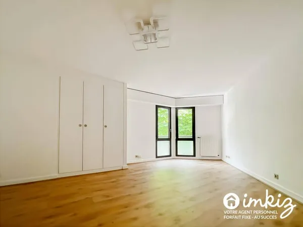 Studio 1 pièce 31 m²