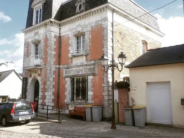 Local commercial à Saint Coulomb