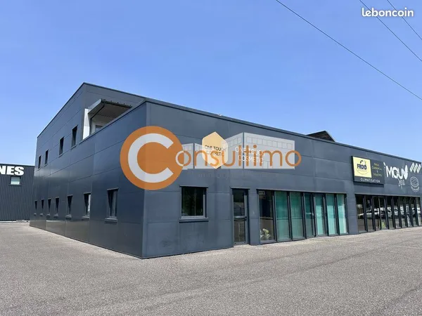 Bureaux 437 m²