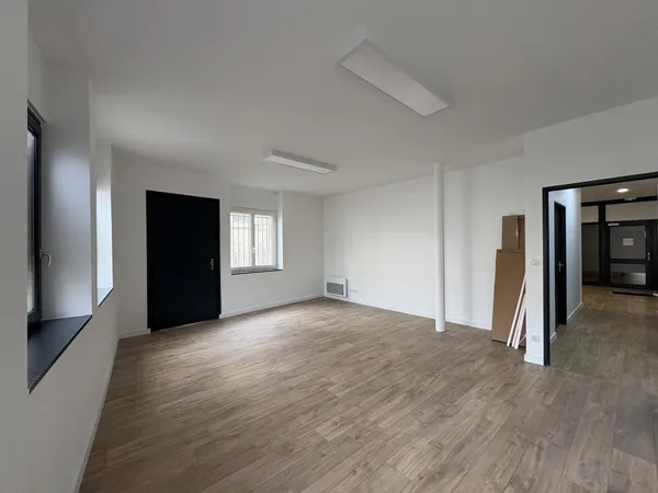 Local à louer - 27m² - TOUTES CHARGES INCLUS !