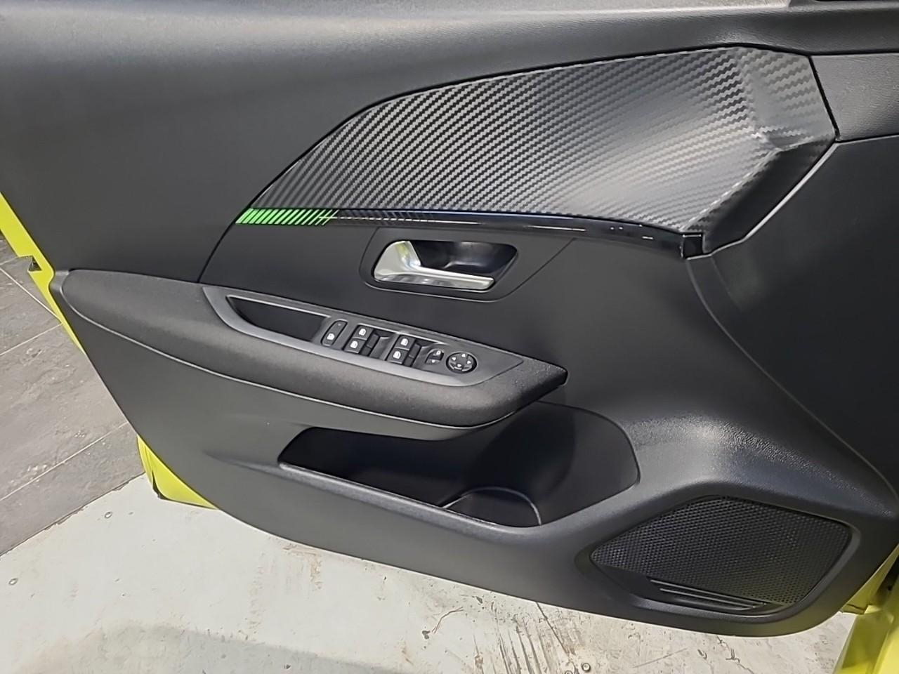 Peugeot 208 puretech 100 s&s bvm6 active — photo 24