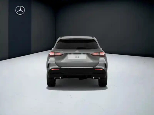 Mercedes Gla 200 d amg line — photo 4