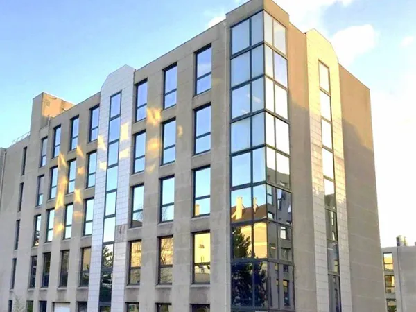 Bureaux 2856 m²