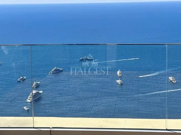 Un Cadre d'Exception face au Bleu et à Monaco!