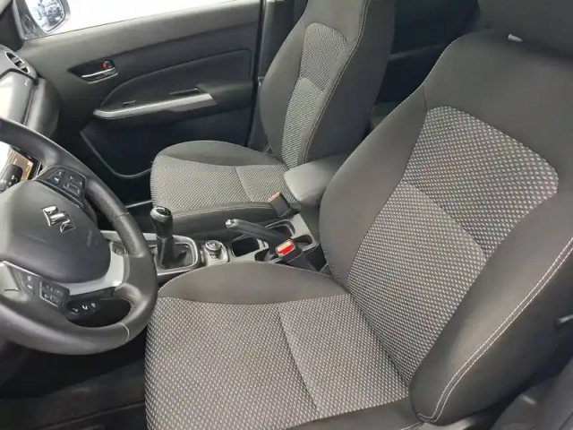 Suzuki Vitara 1.0 boosterjet — photo 12
